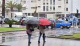أمطار رعدية ورياح قوية في المغرب.. تحذيرات عاجلة من الأرصاد الجوية