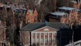 سر دخول الجامعات المرموقة.. كيف تضمن مقعدا في «هارفارد»؟