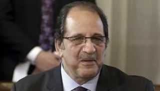 عباس كامل- أرشيفية