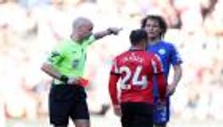 يوم أحمر تاريخي في الدوري الإنجليزي