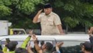 تنصيب «الجد المحبوب» رئيساً لإندونيسيا الأحد.. من هو برابوو سوبيانتو؟