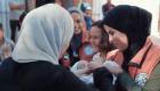 بدعم من الإمارات.. استمرار المرحلة الثانية من تطعيم «شلل الأطفال» في خان يونس