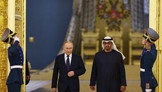 الشيخ محمد بن زايد آل نهيان ونظيره الروسي فلاديمير بوتين