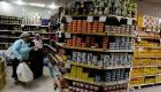 بعد زيادة المنتجات البترولية.. ارتفاع أسعار 10 سلع غذائية في مصر