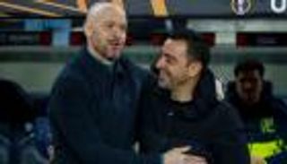 رحلة غامضة.. هل يخلف تشافي تين هاغ في مانشستر يونايتد؟