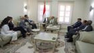 رئيس البرلمان اليمني: الحوثيون إرهابيون وليسوا شركاء في السلام