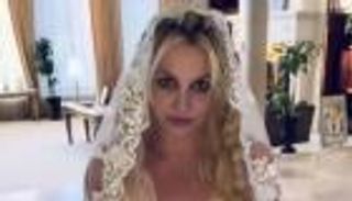 بريتني سبيرز تعلن الزواج «من نفسها»