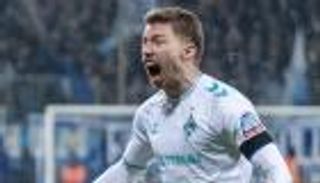 ميشيل فايزر يزيّن تشكيلة الأسبوع في الدوريات الكبرى