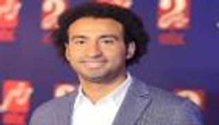 علي ربيع: مخرج مسرحي قال لي أقعد جنب أمك.. وفي هذه الحالة سأعتزل الفن