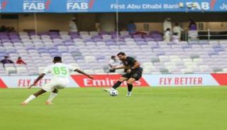 العين ضد دبا الحصن