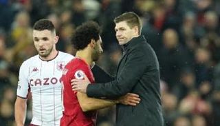 ستيفن جيرارد ومحمد صلاح