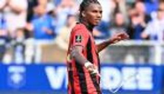 بوغبا الجزائر.. رقم خيالي بطله هشام بوداوي في الدوري الفرنسي