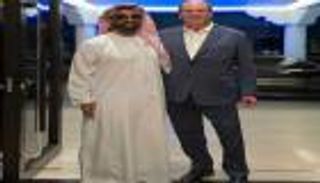 طحنون بن زايد يلتقي رئيس «بلاك روك».. تعميق الشراكة والاستثمار في الذكاء الاصطناعي