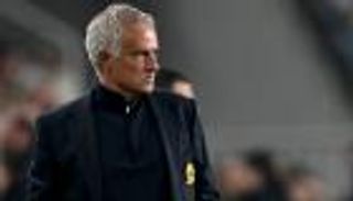 كواليس حديث مورينيو وأموريم عن مانشستر يونايتد