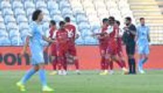 برباعية قاسية.. الشارقة ينقض على صدارة الدوري الإماراتي (فيديو)