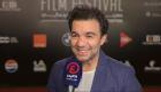 شريف رمزي: سعيد برؤية أفيشات أفلام قديمة من إنتاج والدي في مهرجان الجونة (خاص)
