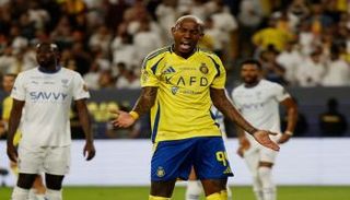 من مباراة النصر والهلال في الدوري السعودي
