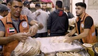 الإمارات تطلق مبادرة الخبز المدعم في غزة