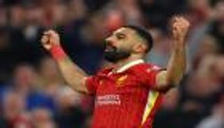 خطوة نحو عرش الدوري الإنجليزي.. محمد صلاح يطيح بأسطورة ليفربول
