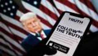 سهم «ترامب ميديا» يهوي 41%.. فقاعة «الرئيس» تنسف 2.4 مليار دولار من ثروته