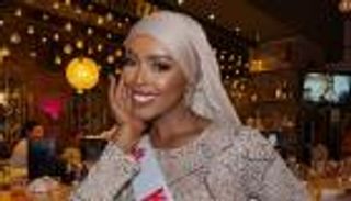 خديجة عمر.. صومالية محجبة تنافس في ملكة جمال الكون 2024