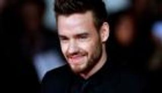 موعد جنازة ليام باين.. هل وصل الجثمان بريطانيا؟