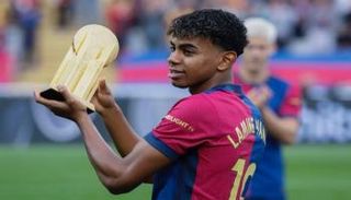 لامين يامال نجم برشلونة