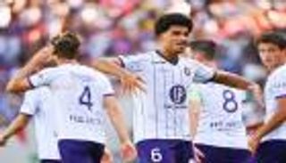 زكريا أبوخلال.. سر غريب وراء الرقم «6» في مسيرة نجم المغرب