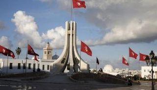 ساحة القصبة قرب مقر رئاسة الحكومة بتونس
