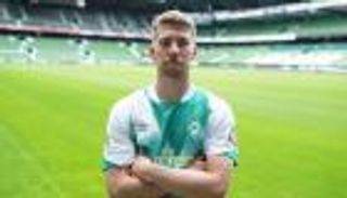 مدرب منتخب الجزائر يوضح.. ماذا يحدث مع عوار وفايزر؟