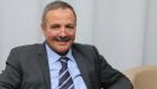 «المكي» لا يزال ممنوعا من السفر.. تونس تحاصر «الصقر المنشق»