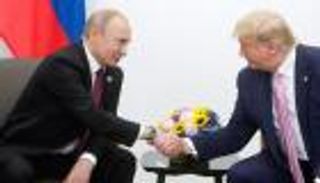 منتدى «فالداي» للحوار.. بوتين يحذر من «نووي الغرب» ويرحب بالحوار مع ترامب