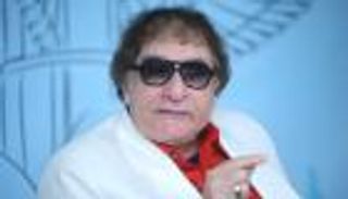 تفاصيل الحالة الصحية للفنان محيي إسماعيل بعد نقله للمستشفى