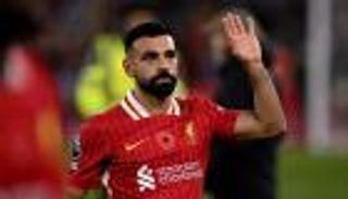 «أسطورة ليفربول».. بطل كأس العالم يداعب محمد صلاح