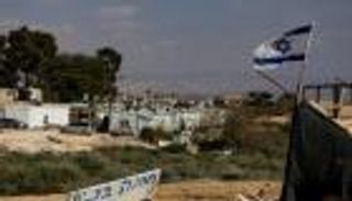 أوروبا تلوح بعقوبات على المستوطنين بسبب العنف بالضفة الغربية