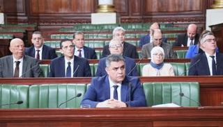 وزير الداخلية في البرلمان التونسي