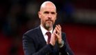 رفض عملاق إيطاليا.. تين هاج يبدأ رحلة العودة لكرة القدم