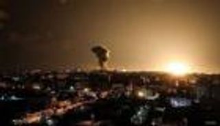 15 قتيلا في غارات على سوريا.. وإسرائيل تكشف «هدف الهجمات»