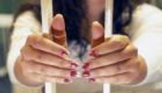 القبض على مقدمة برامج مصرية شهيرة بتهمة تعاطي المخدرات