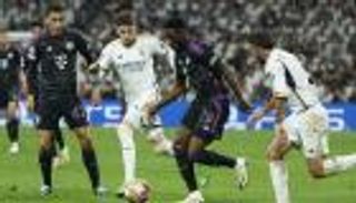 وكيل ألفونسو ديفيز يثير الجدل.. هل ينضم إلى ريال مدريد؟