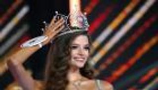 من هي «فالنتينا أليكسييفا» أصغر مشاركة في «ملكة جمال الكون 2024»؟