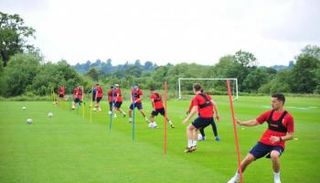 ملعب تدريبات سويندون تاون