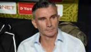 كارتيرون وموسيماني ينقلان صراع الأهلي والزمالك للدوري الإيراني