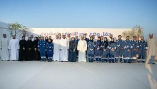 الشيخ حمدان بن زايد آل نهيان يضع حجر الأساس لمشروع الرويس