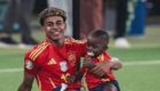 اليوم العالمي لحقوق الطفل.. لامين يامال سفيرا لليونيسيف (فيديو)