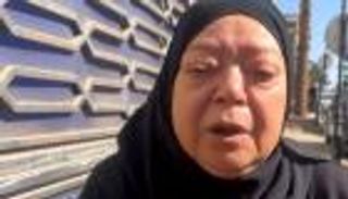 جنازة عادل الفار.. غياب الفنانين وانهيار الزوجة (صور)