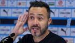 «قنابل بوتين» تحسم مصير دي زيربي مع مارسيليا