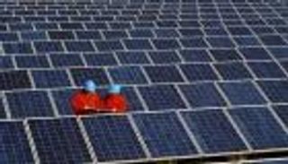 الطاقة الشمسية في قبضة الصين.. تسيطر على 90% من الصناعة