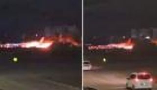 اشتعال حريق في طائرة ركاب روسية بمطار أنطاليا التركي