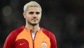 بعد واندا نارا.. إجراءات طلاق إيكاردي تقوده لعلاقة غرامية جديدة